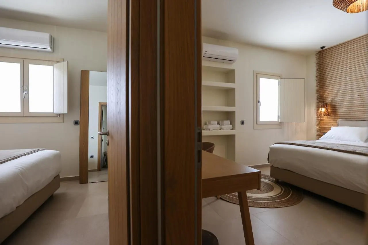 Life Suites トゥルロス ギリシャ