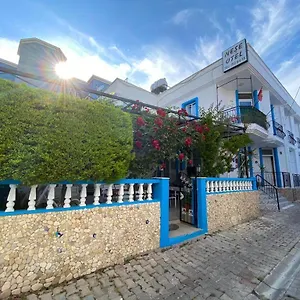 Nese Konukevi Çeşme